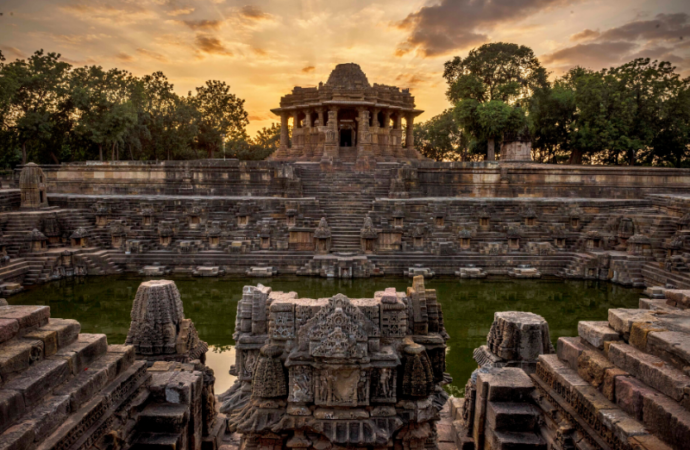 The Majestically Welcoming Modhera Sun Temple of Gujarat