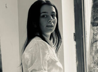 Mariam Dolidze: Weaving Art, Family, and Resilience into a Rising Career