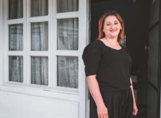 Bringing Beauty Home: How Sophia’s Salon Transformed Self-Care in Vertvikhala